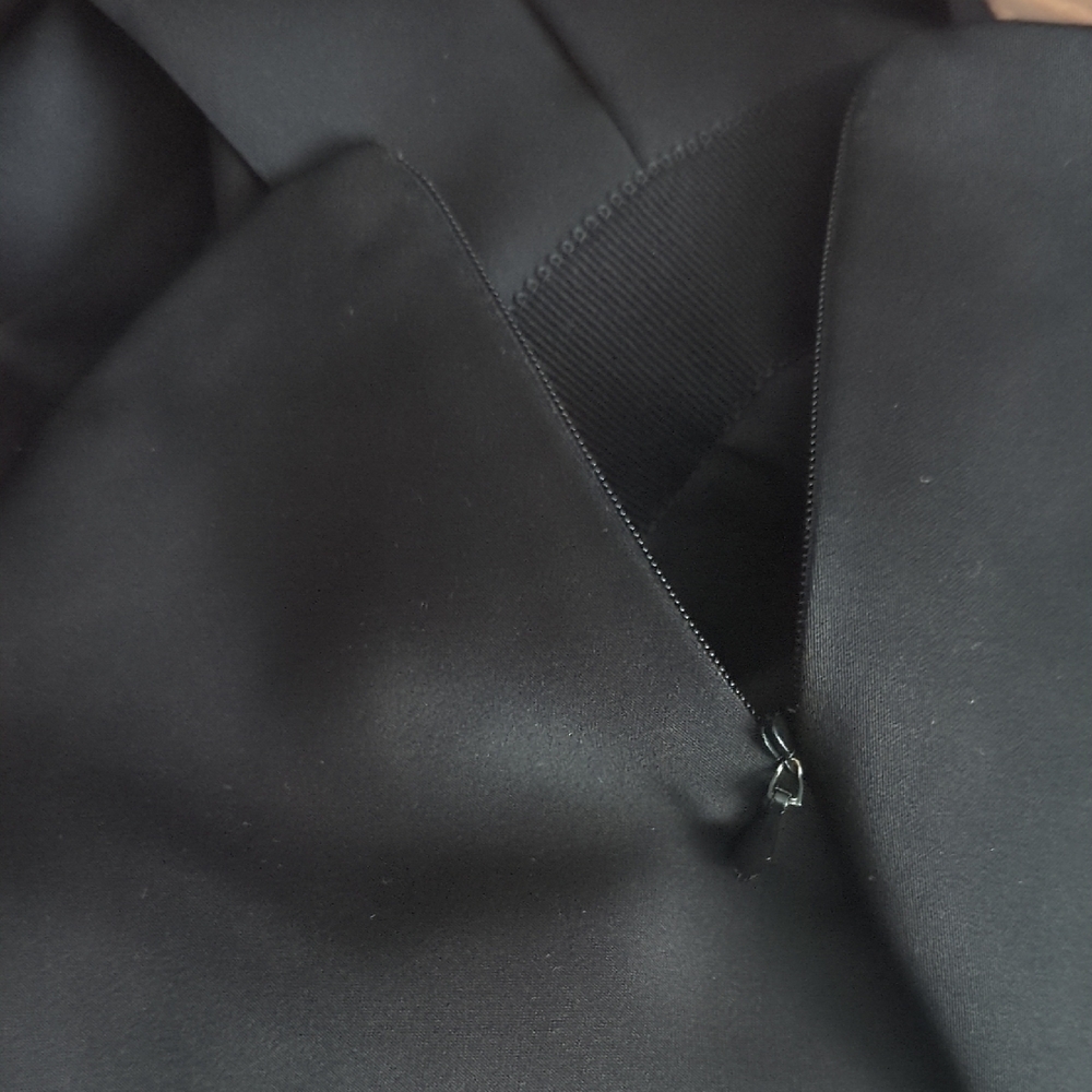 Josef Black Sleeveless Dress - Picture 6 of 8